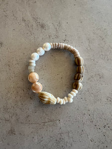Bracelet 7.