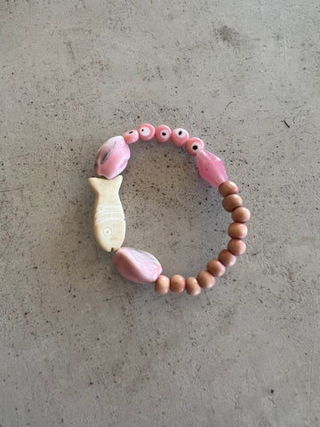 Bracelet 20.