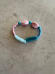 Bracelet 22.