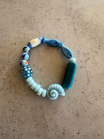 Bracelet 26.
