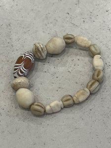 Bracelet 6.