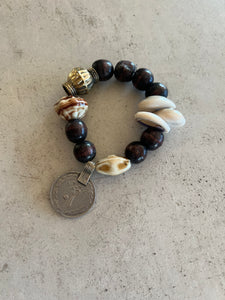 Bracelet 5.