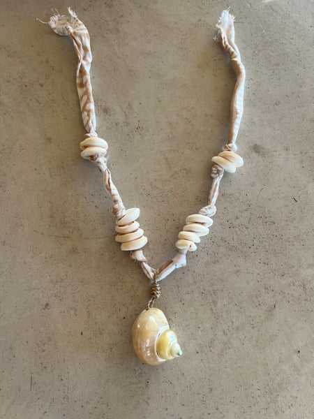 Bandana Shell Pendant