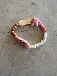 Bracelet 17.