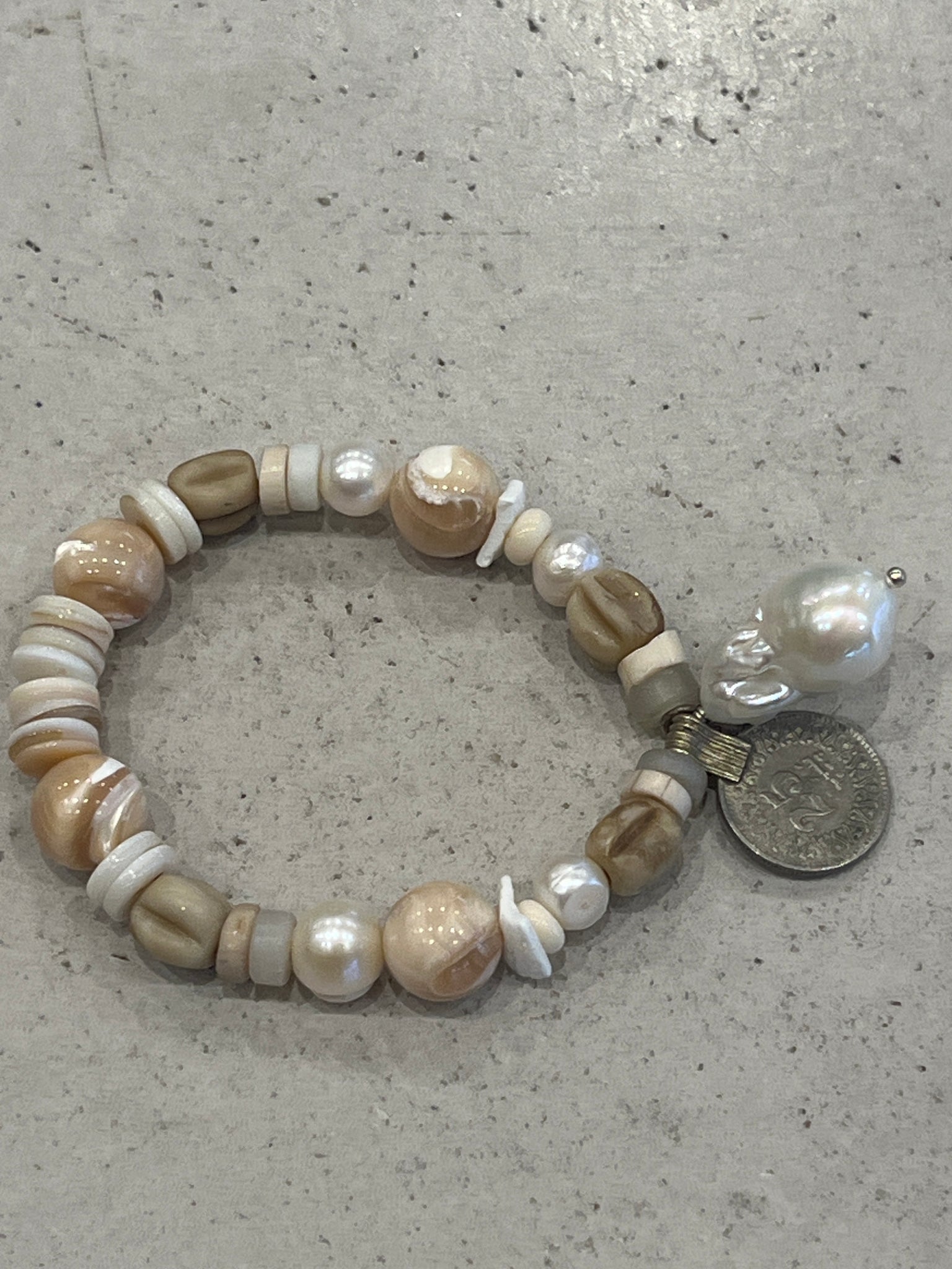 Bracelet 11.