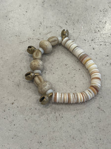Bracelet 2.