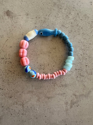 Bracelet 24.
